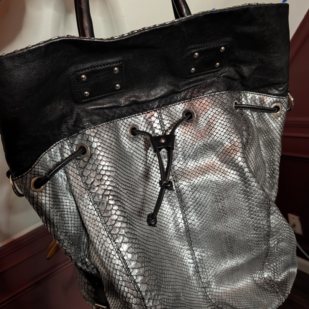 Barbara Bui Genuine Snakeskin Exotic Silver Leather Bucket Bag LARGE Italian - Picture 12 of 14